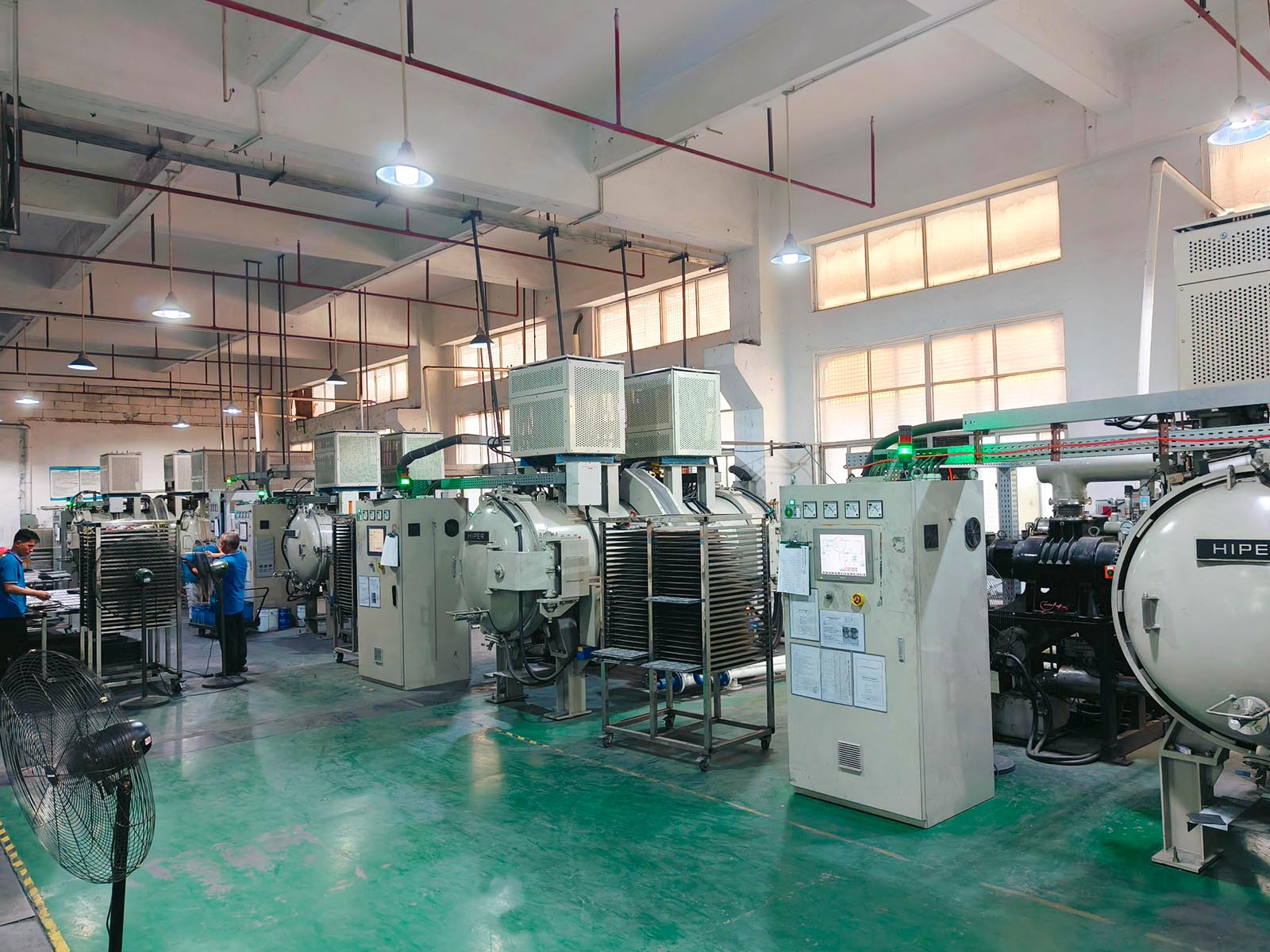 Complete production system workshop for injection molding machining polishing and assembly